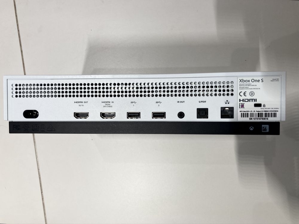 Xbox one s o pojemności 1TB