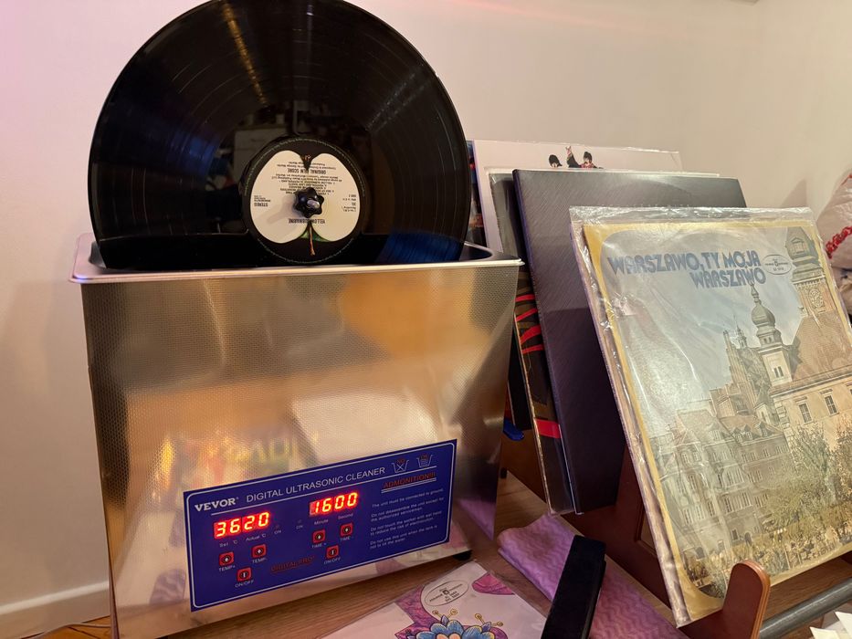 Profesjonalne mycie płyt winylowych ultradźwiękami