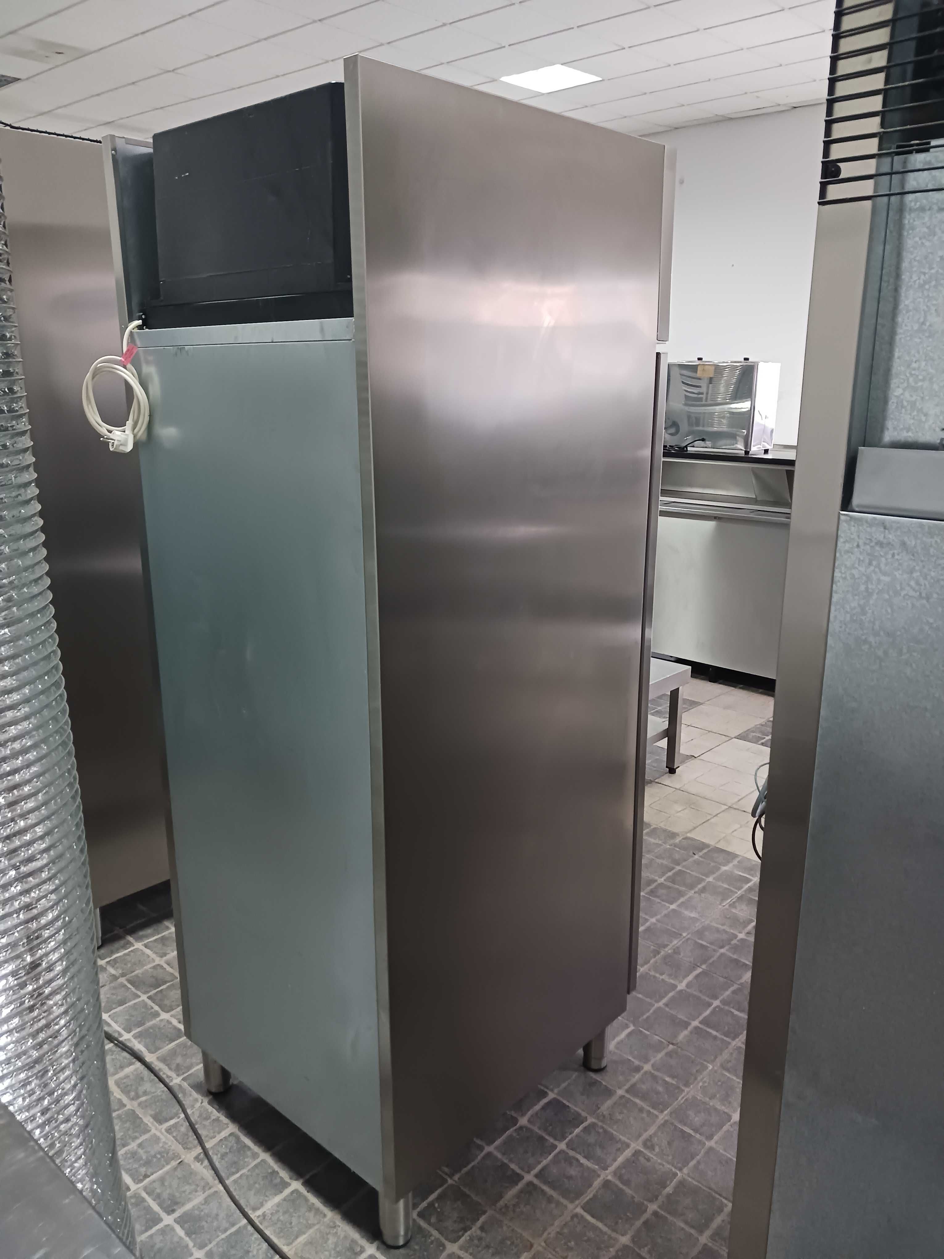 ACM1514 - Armário de Conservação em Inox de 535L - SEMI-NOVO