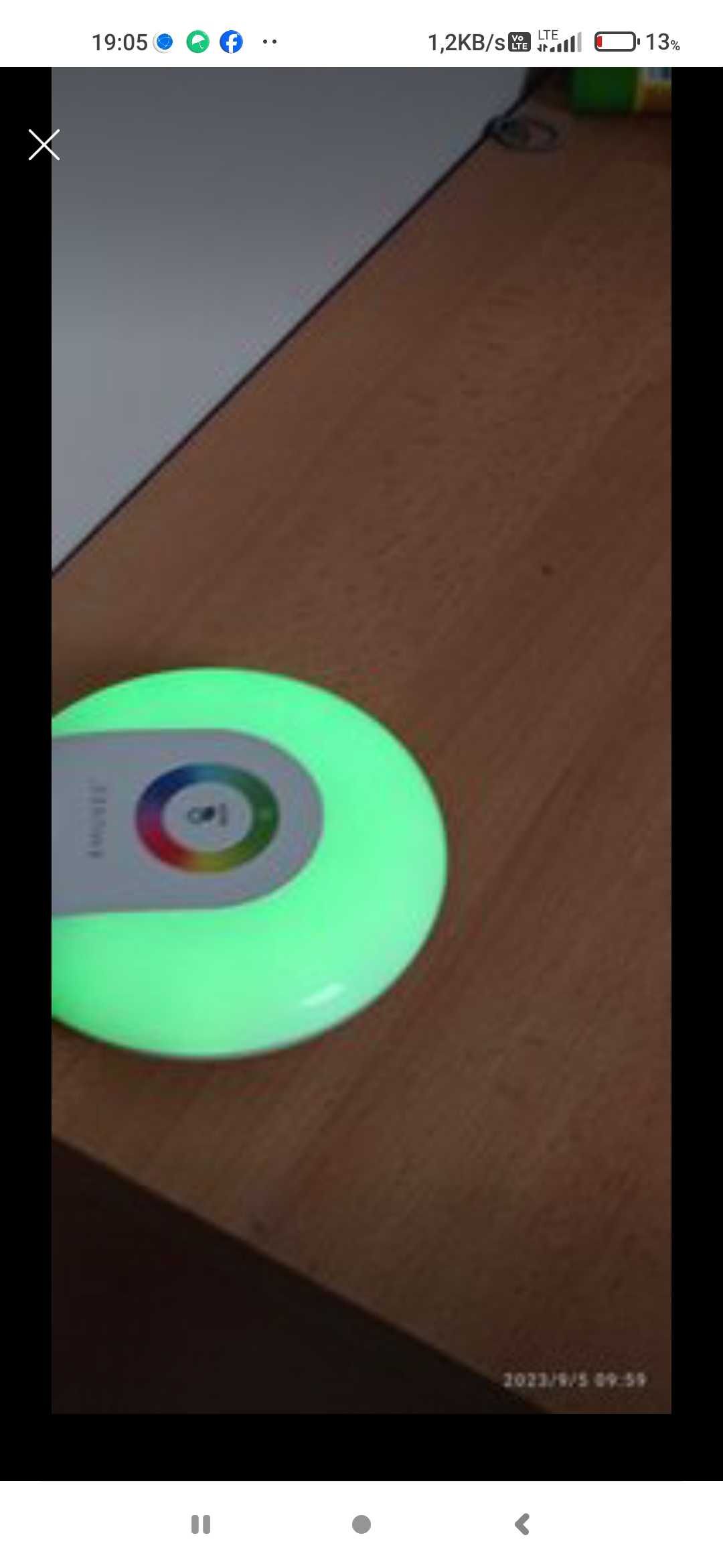 Lampka biurkowa LED z podświetleniem