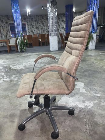 Кресло офисное состояние нового