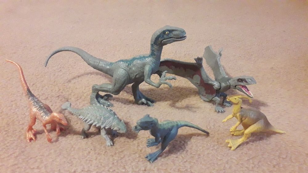 Фигурки динозавров Mattel и другие