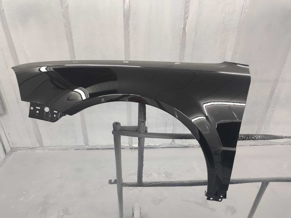 Błotnik błotniki Volkswagen Passat B5 FL kolor LC9Z OCYNK LEWY