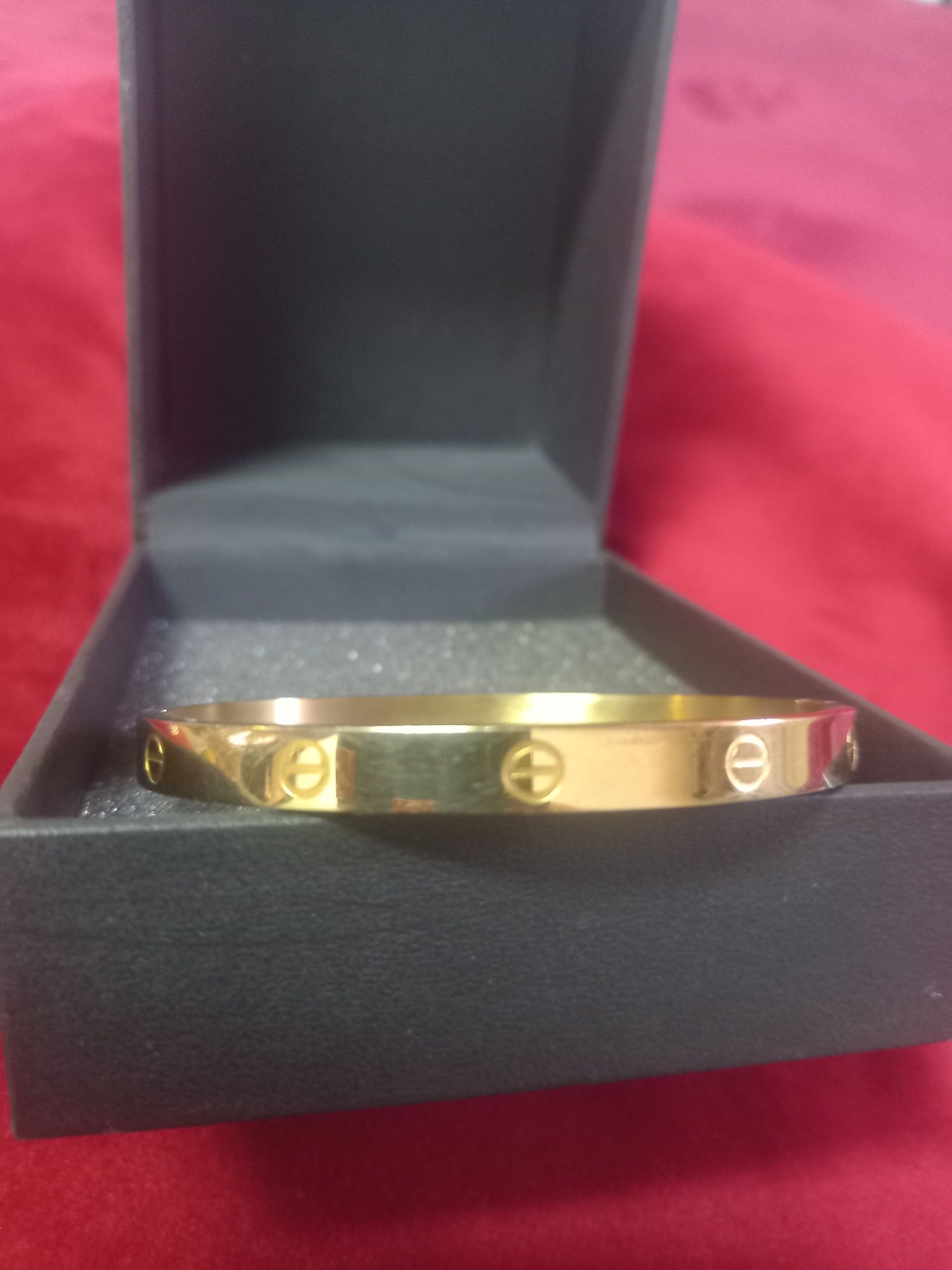 Bracelete Gold com detalhes