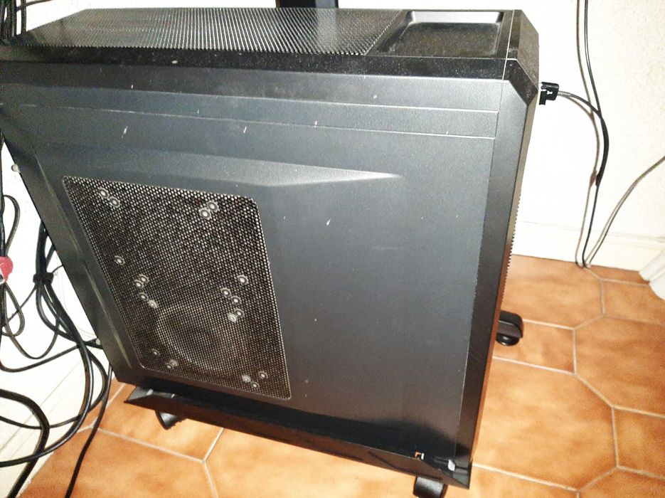 PC Gaming for €700: R5 5600X + RX 6600 XT, 16 GB DDR4 CL1664283901122178123