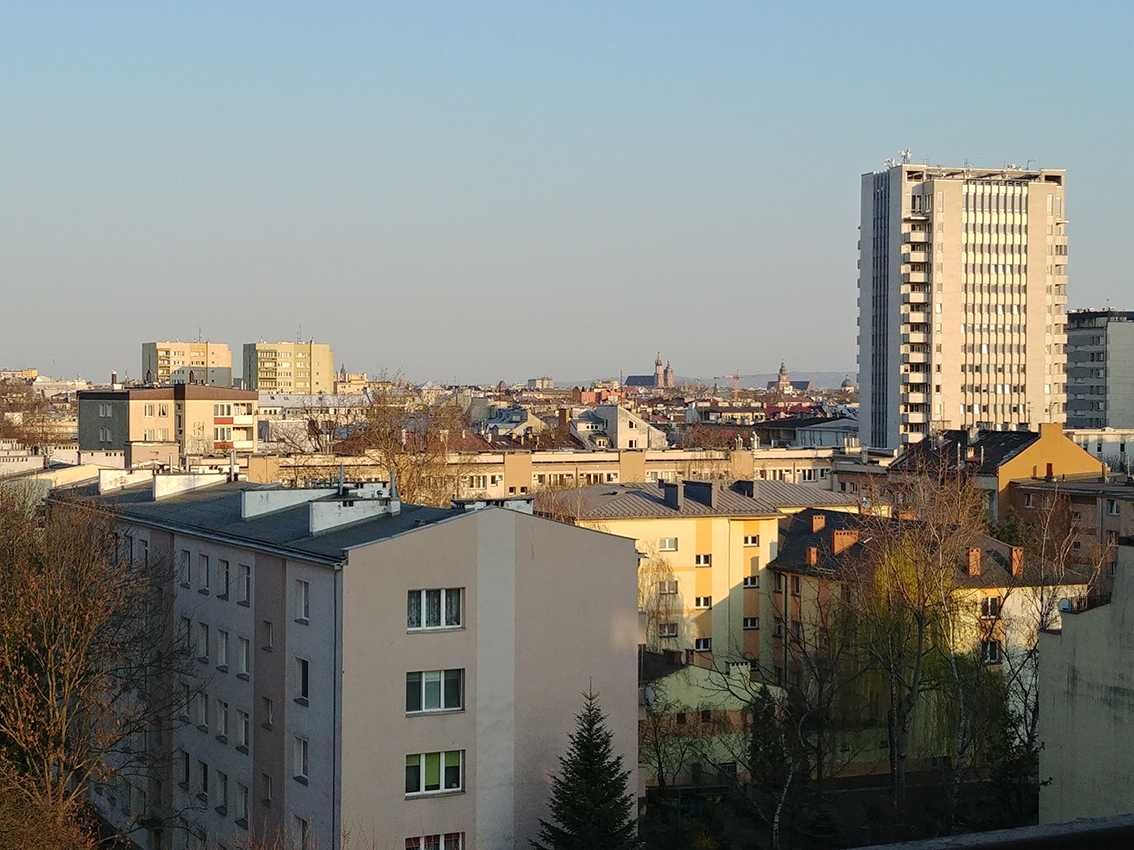 Pokój w mieszkaniu dwupokojowym, blisko centrum