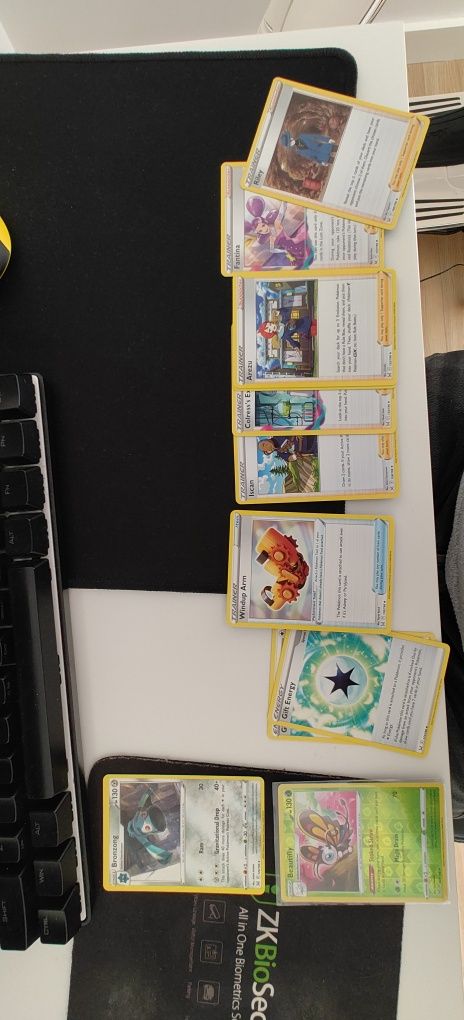 Cartas Pokémon bulk múltiplas eras