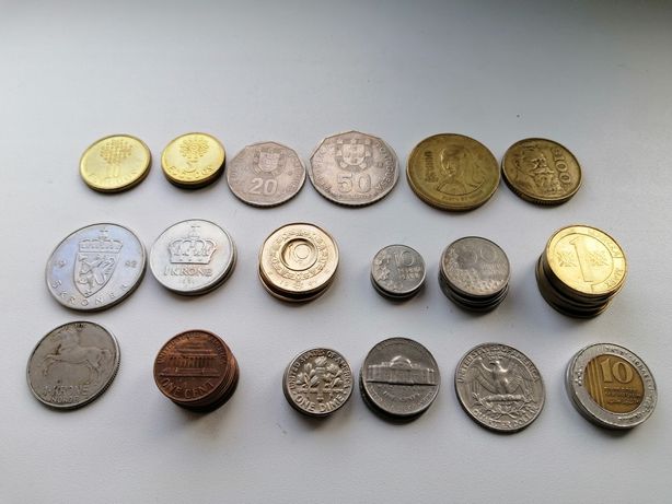 Продам коллекцию монет разных стран мира