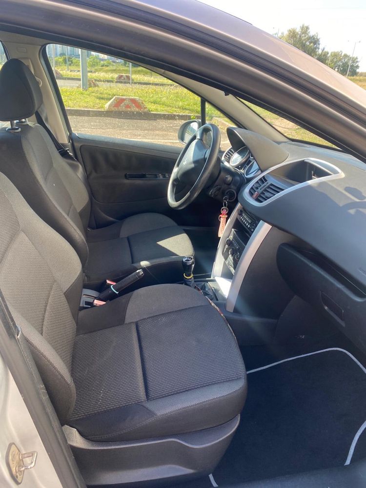 PEUGEOT 207 1.4 Tdi