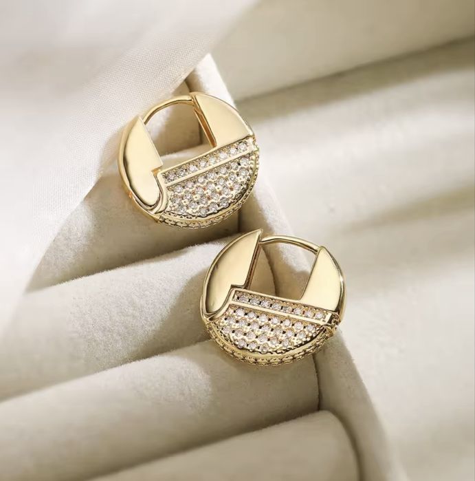 Сережки, біжутерія