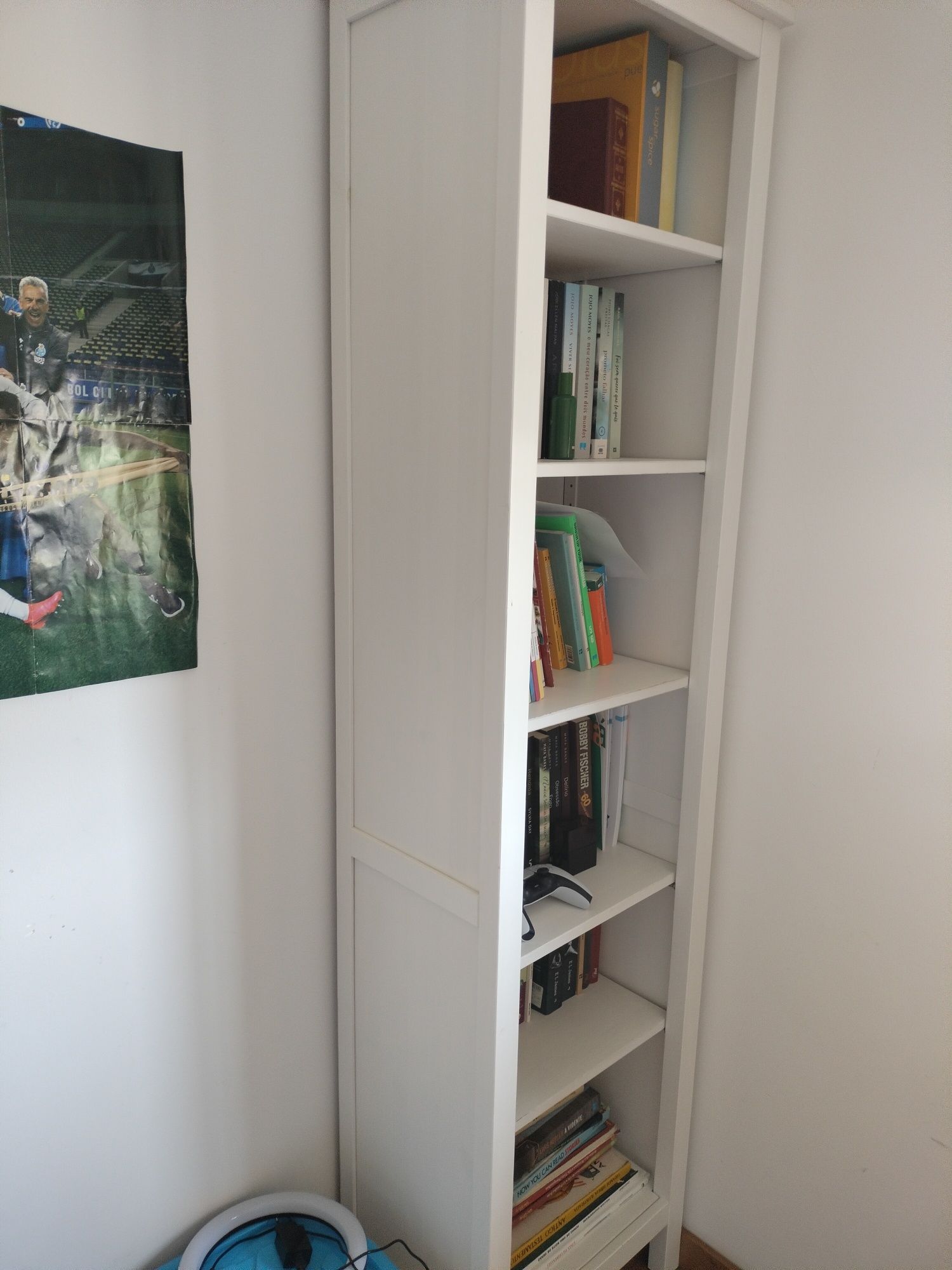 Estante IKEA branca