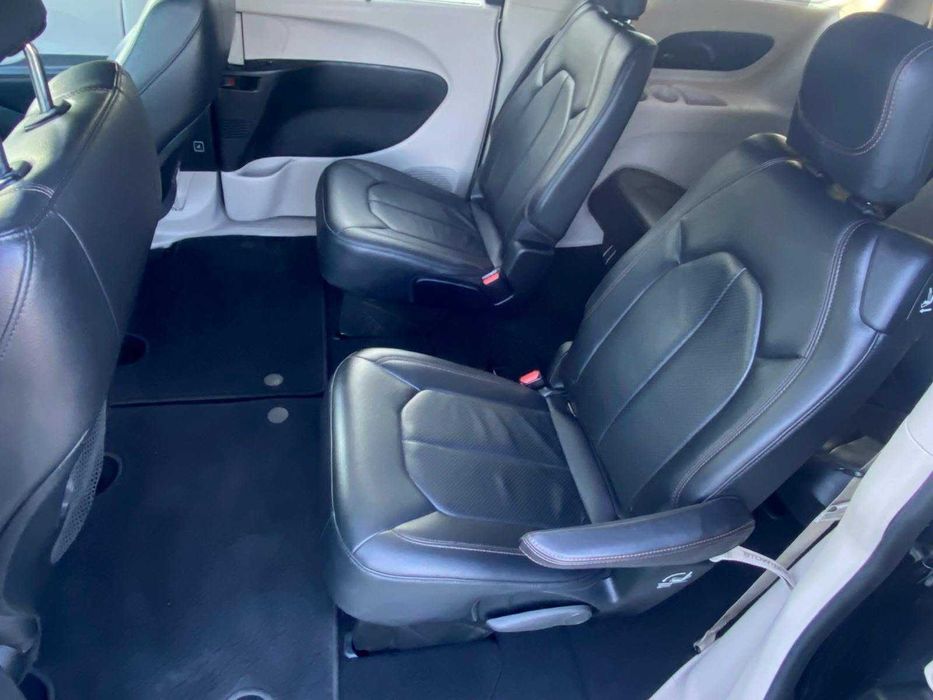 Chrysler Pacifica 2017