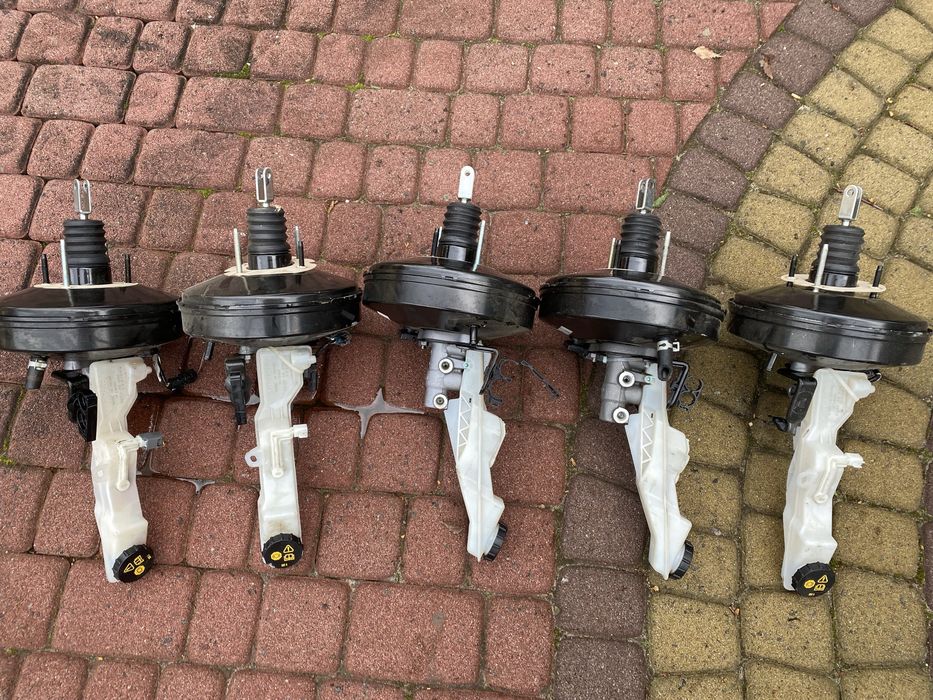 Mazda cx5 вакуумний підсилювач гальмів