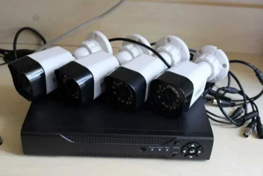 Комплект камер видеонаблюдения  уличных камер с регистратором
