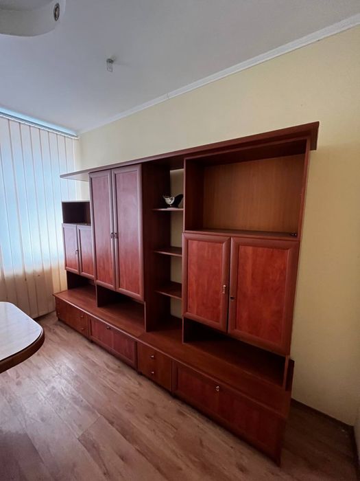 Продам шкаф-стенку в отличном состоянии