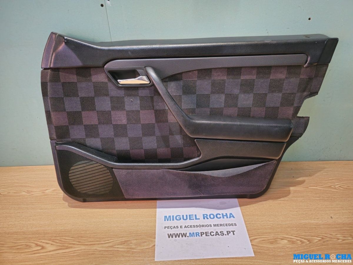 Conjunto de bancos e quartelas Mercedes Classe C W202