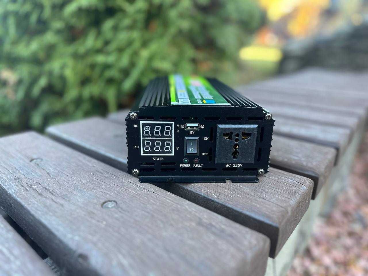 Преобразователь тока 24-220 5300 ватт. Перетворювач 24v-220v 5300w