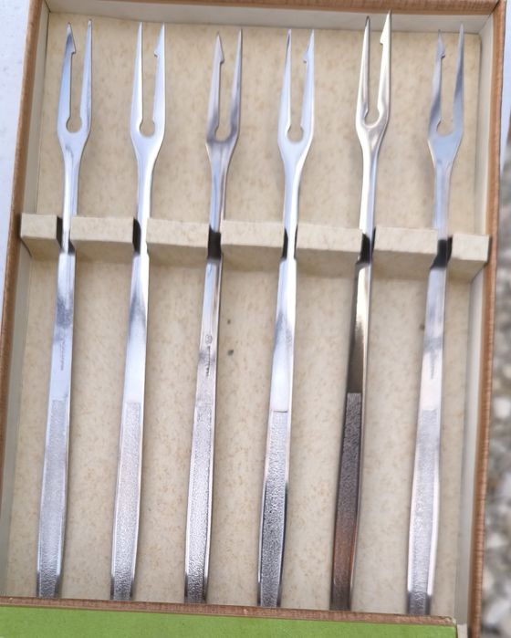 Widelczyki i łyżeczki okresu PRL vintage ładnie zachowane