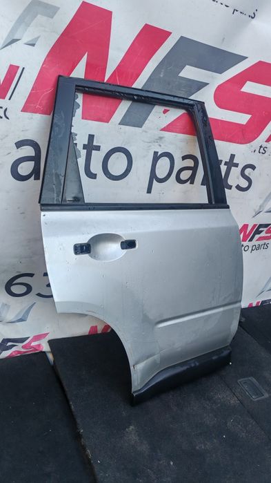 Задні праві двері nissan x-trail t31