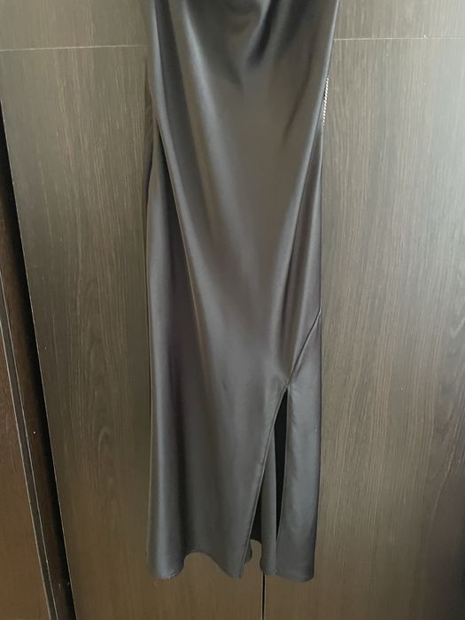Сукня атлас 38розмір (м)
