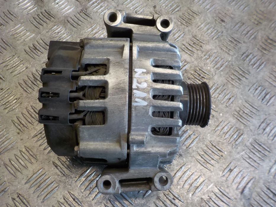MERCEDES KLASA E W211 ALTERNATOR A0131546802