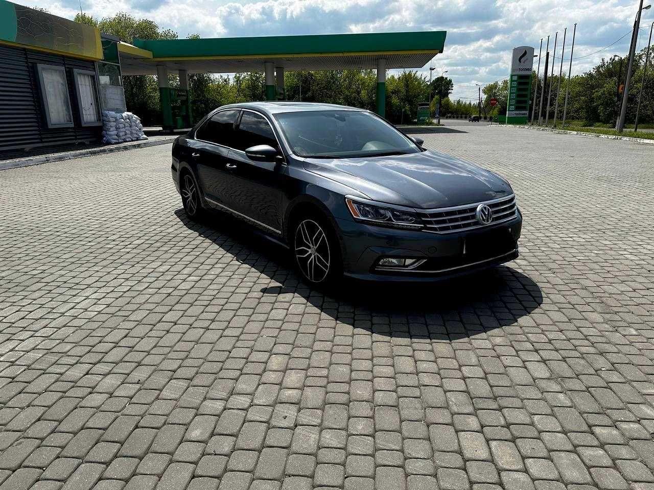 SEL Premium Volkswagen Passat 2017 года Фольксваген пассат