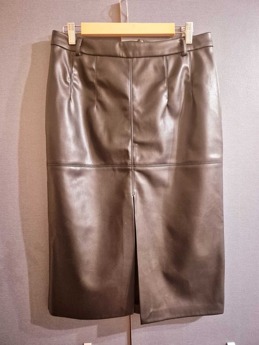 Жіноча шкіряна спідниця