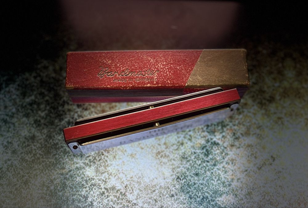 Винтажная губная гармошка THE BANDMASTER (Made in Germany)