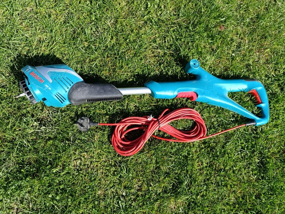 Podkaszarka Bosch art 30