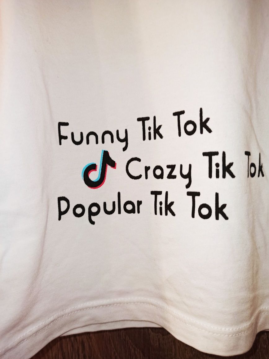 Koszulka T-Shirt Tik Tok rozmiar 152