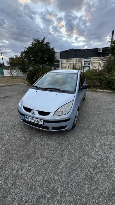 Mitsubishi colt терміново, даром
