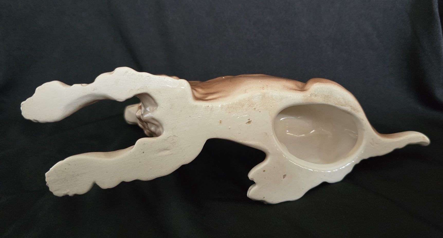 Porcelana: 2 duże figurki psów, lata 80