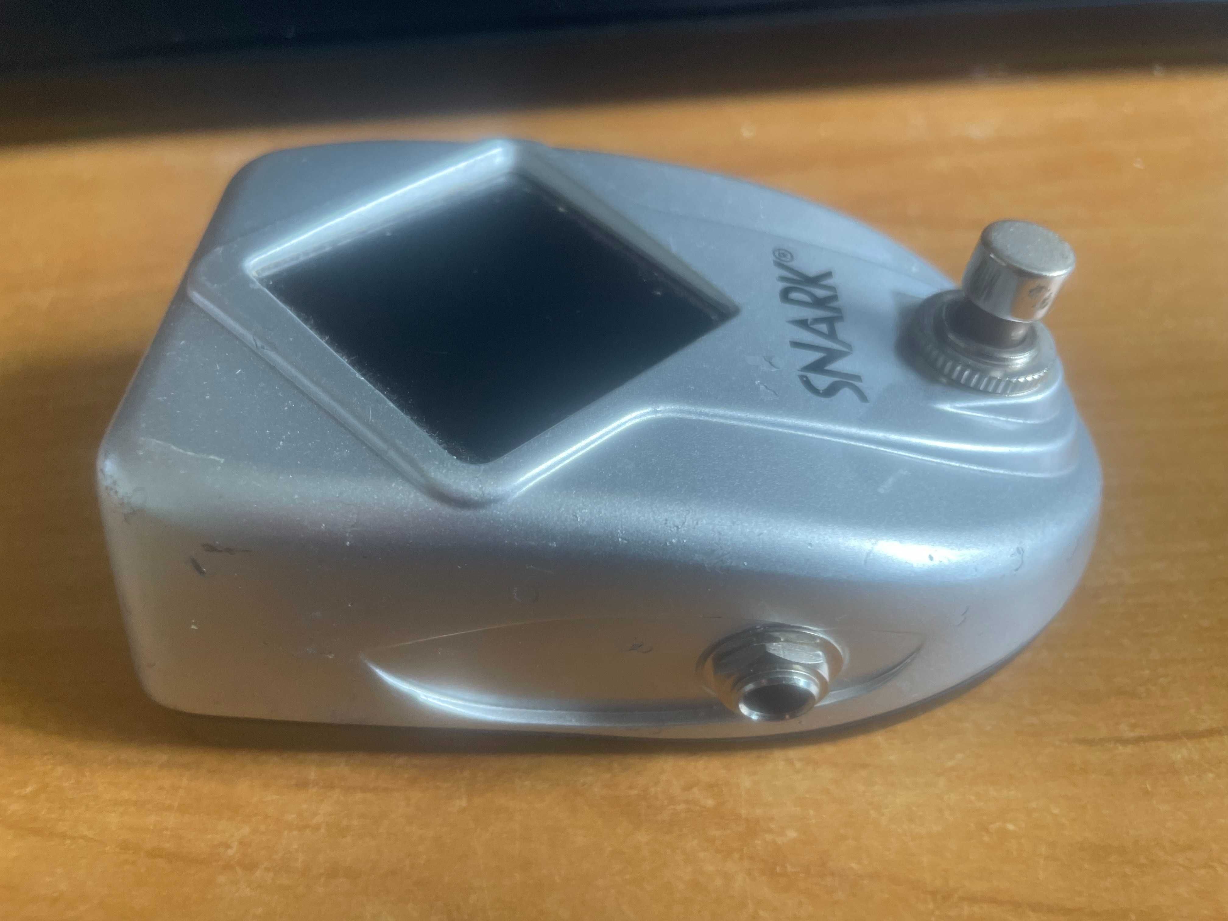 Snark tuner gitarowy, stroik
