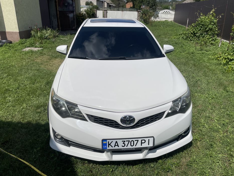 Toyota camry 50 2012р
