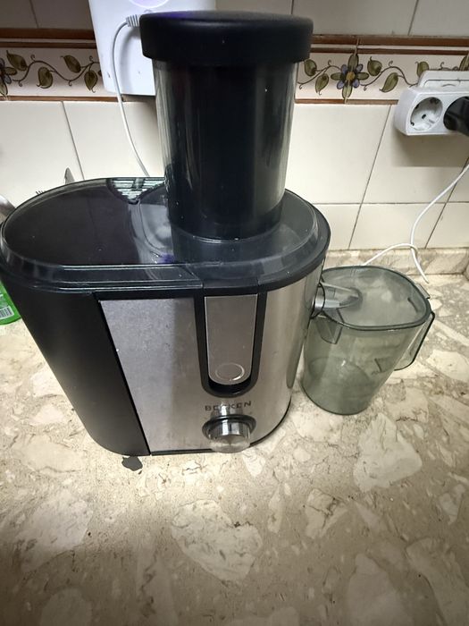 Maquina de fazer sumos