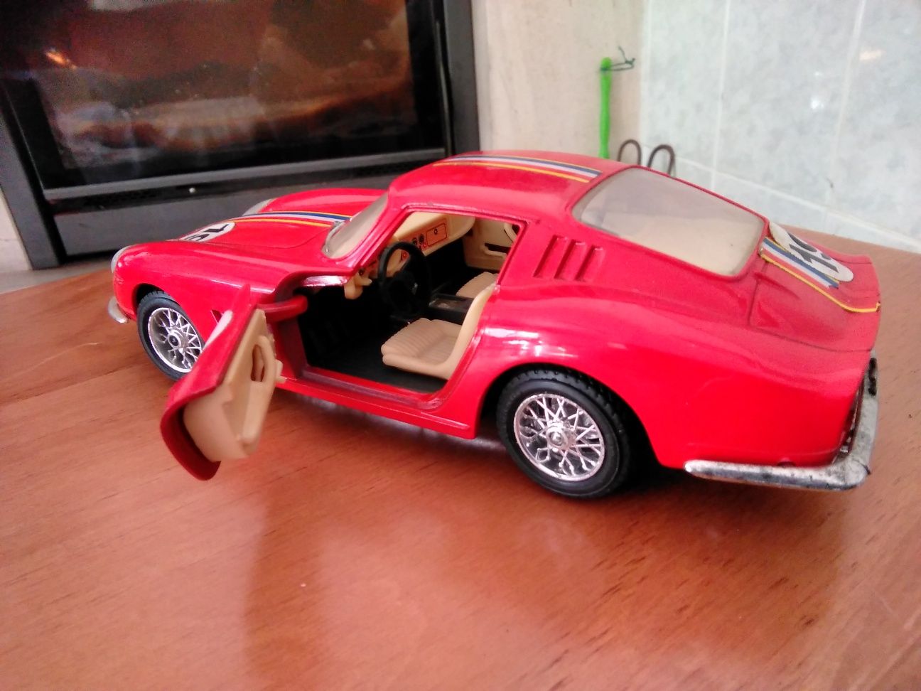 Burago - Ferrari 275 gtb4 - 1/24