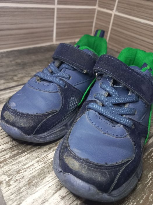 Кросівки весна осінь демосизонні