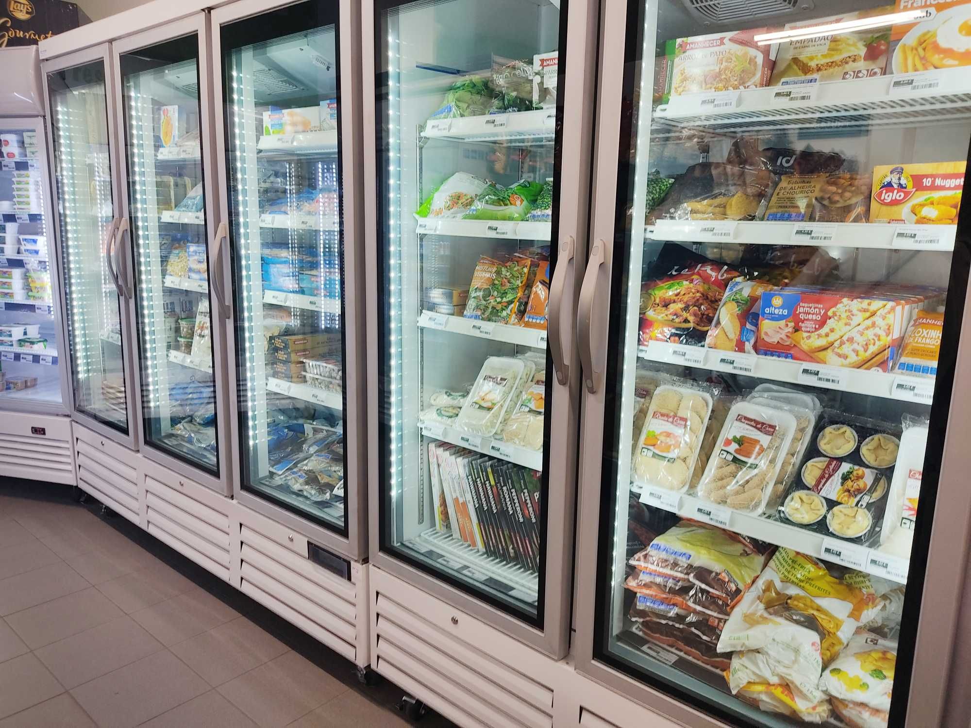 Armário de Frio com 3 Portas em Vidro