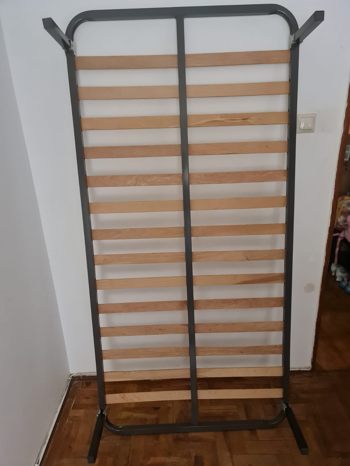 Cama/estrado fixo - solteiro 195*90