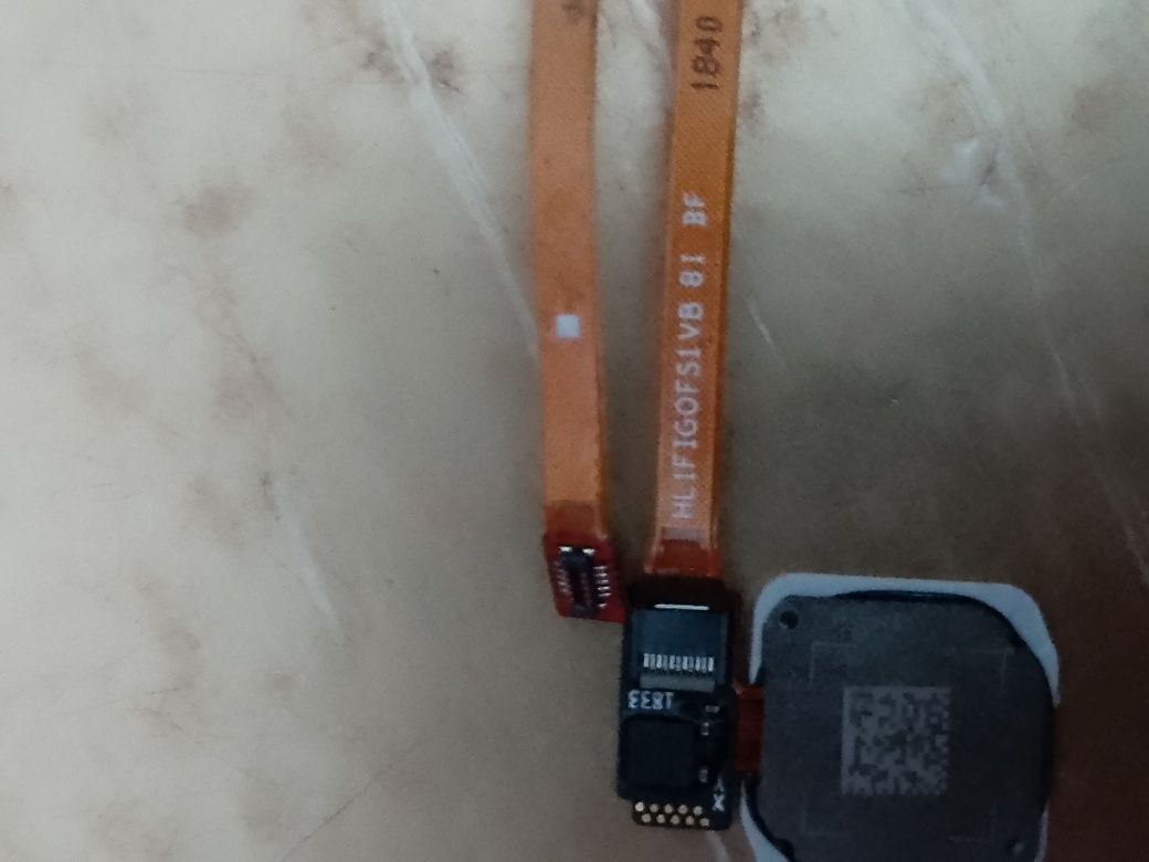Сканер відбитку пальця Huawei p smart 2018