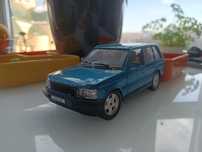 Модель автомобіля Range rover 1:26