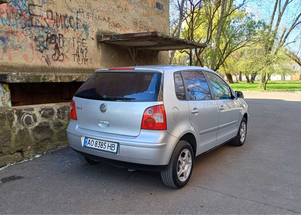 VW   Polo    2002  рік