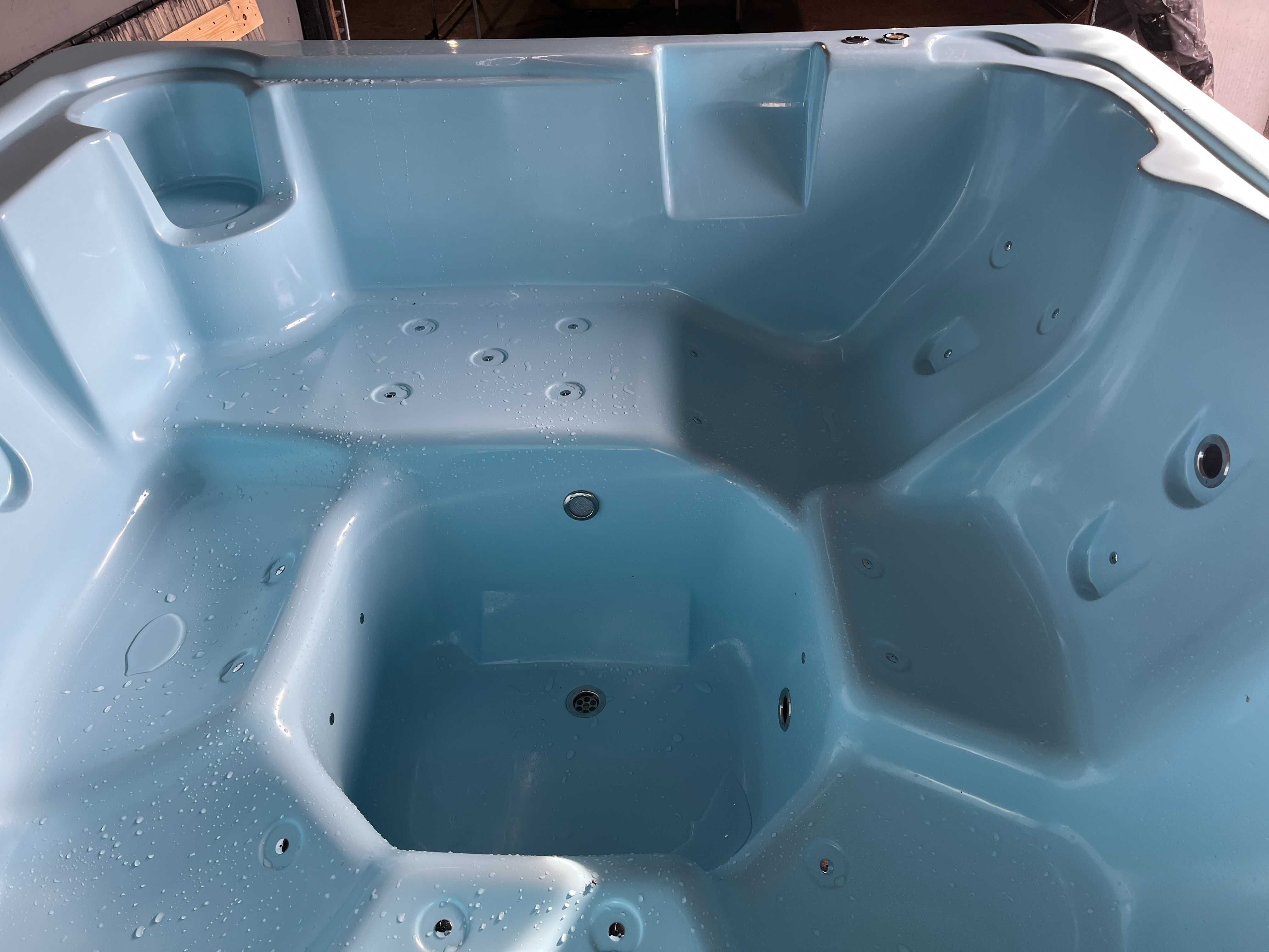 Jacuzzi ogrodowe balia basen pokrywa zdobienie Indywidualne zdobienie