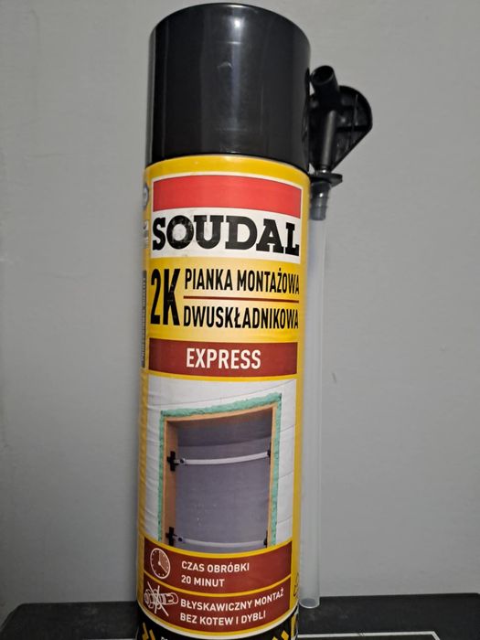 Pianka montażowa 2K soudal 400 ml