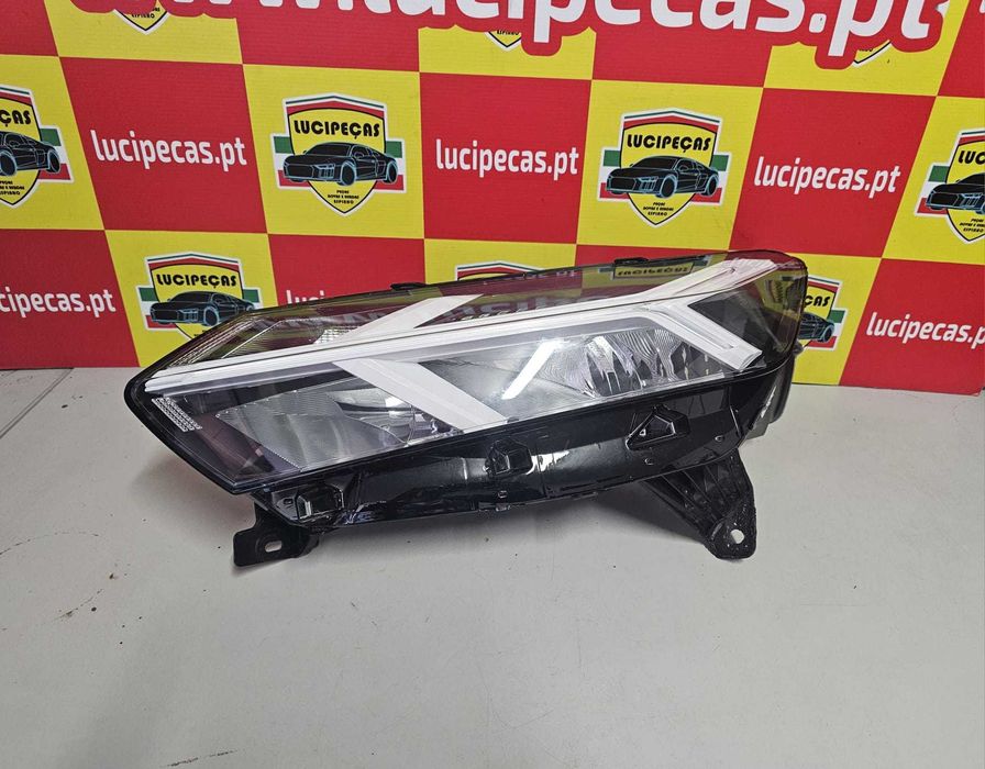 Otica Esquerda Dacia Sandero III | 130650