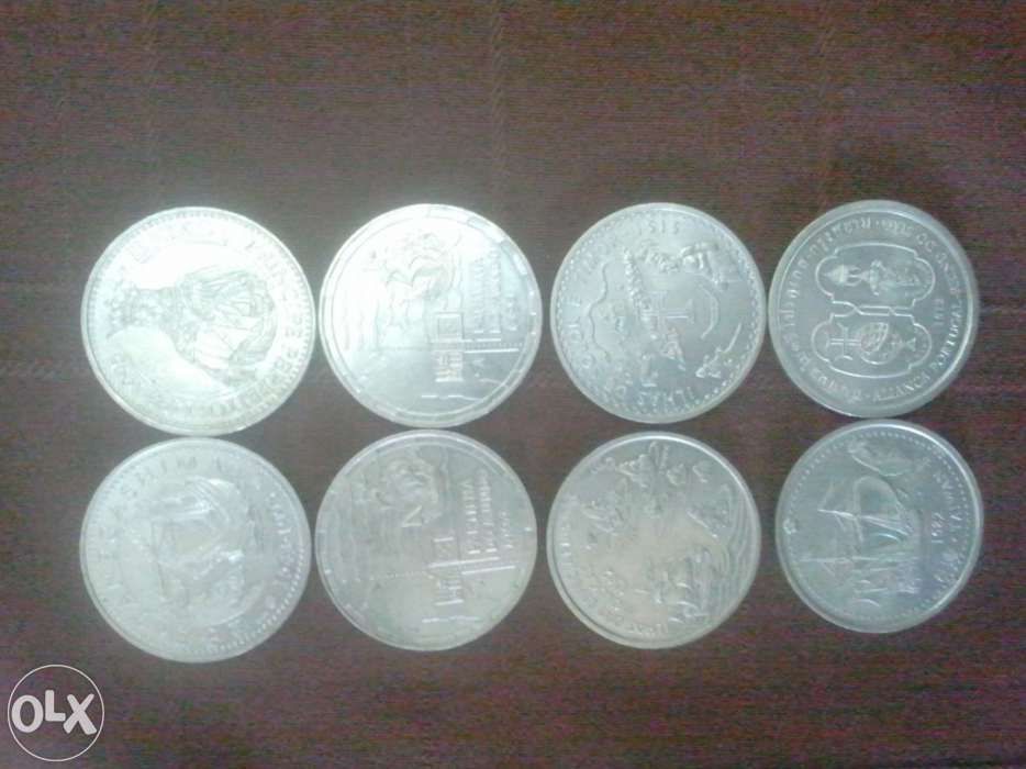 Diversas  moedas