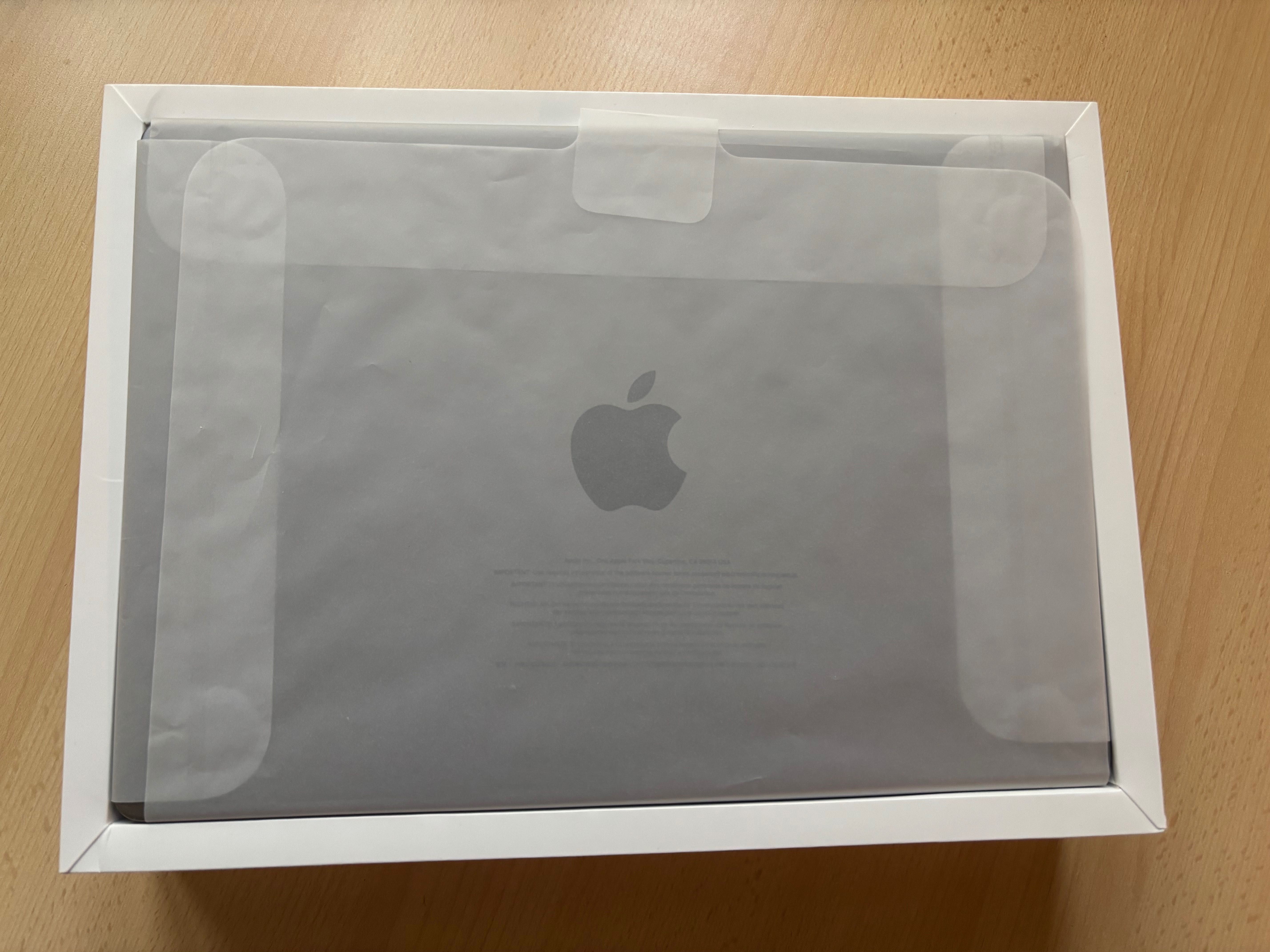 MacBook Pro 14" M1 Pro / 16GB RAM / 512GB SSD