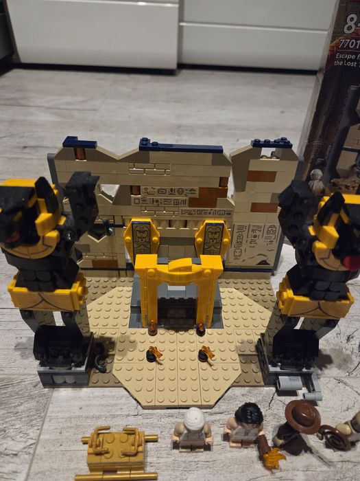 Klocki LEGO Indiana Jones 77013