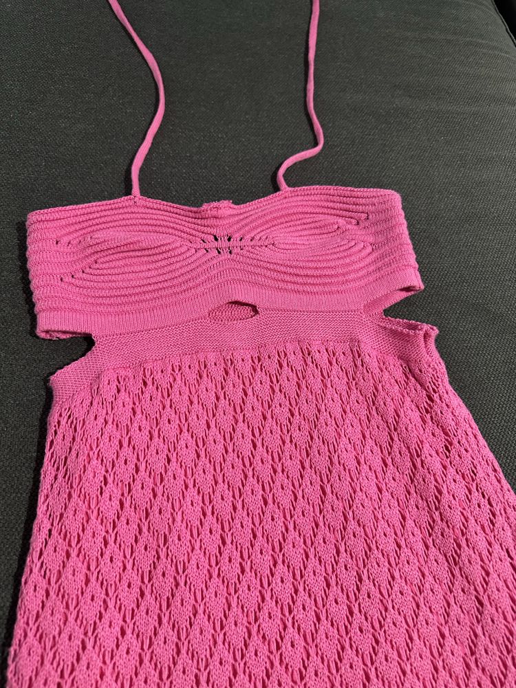 Vestido como novo em linha