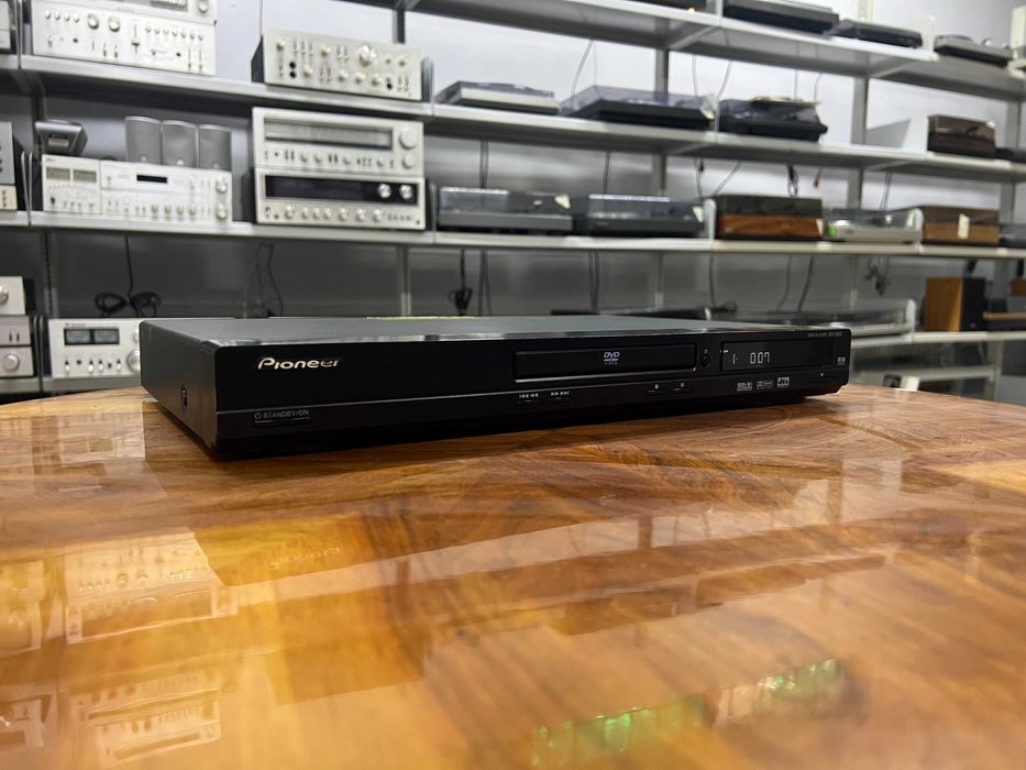 Odtwarzacz płyt CD/DVD Pioneer DV-360-K Audio Room